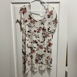 Women’s Buckle Blouse